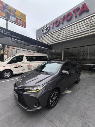 TOYOTA YARIS 1.5 16V FLEX SEDAN XLS CONNECT MULTIDRIVE